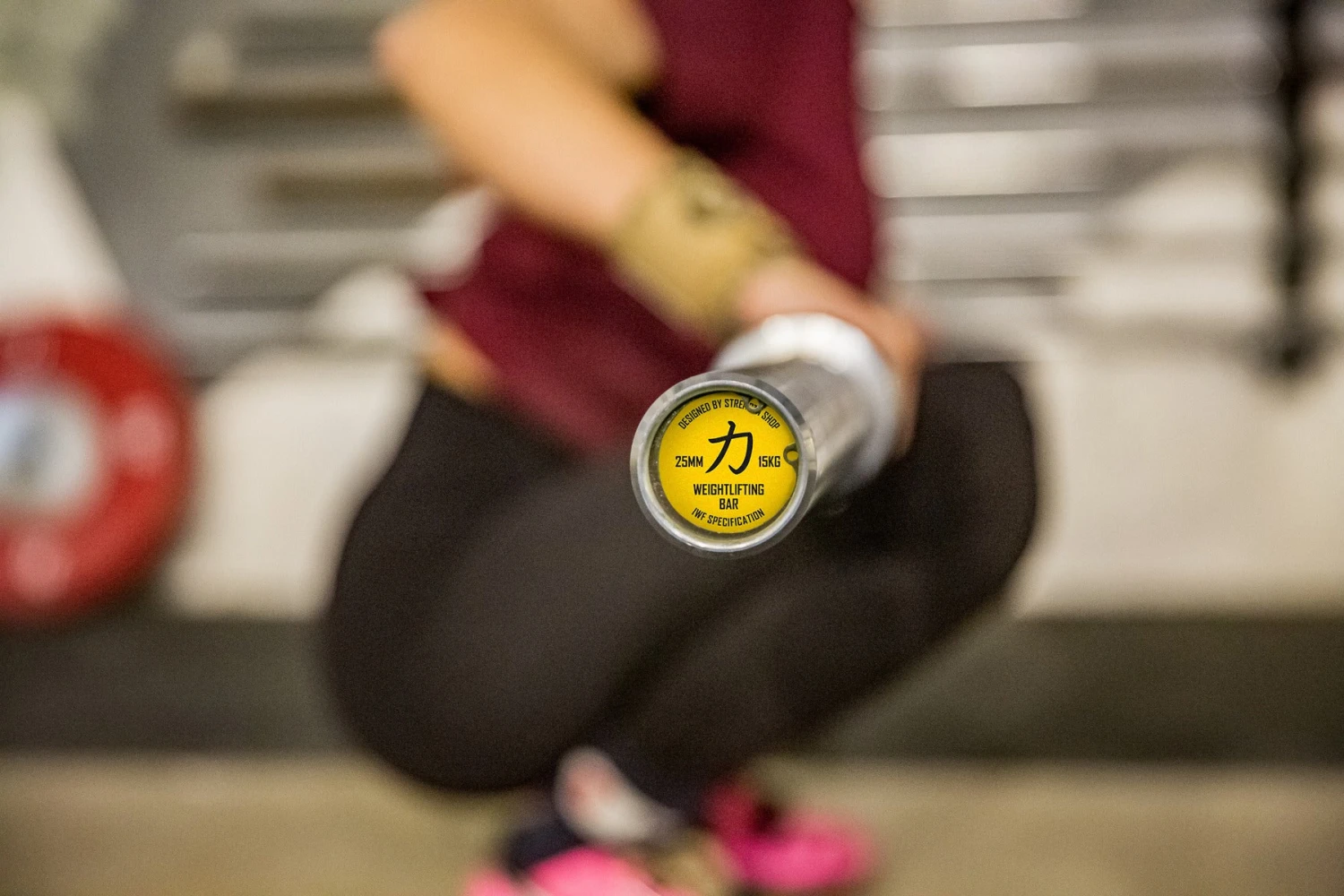 Riot Gewichtheberstange - Women's 15Kg, IWF Spezifikationen – Bild 7